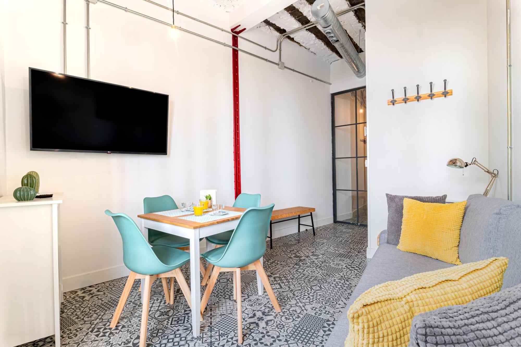 מדריד Vintage Apartment Near Puerta Del Sol מראה חיצוני תמונה