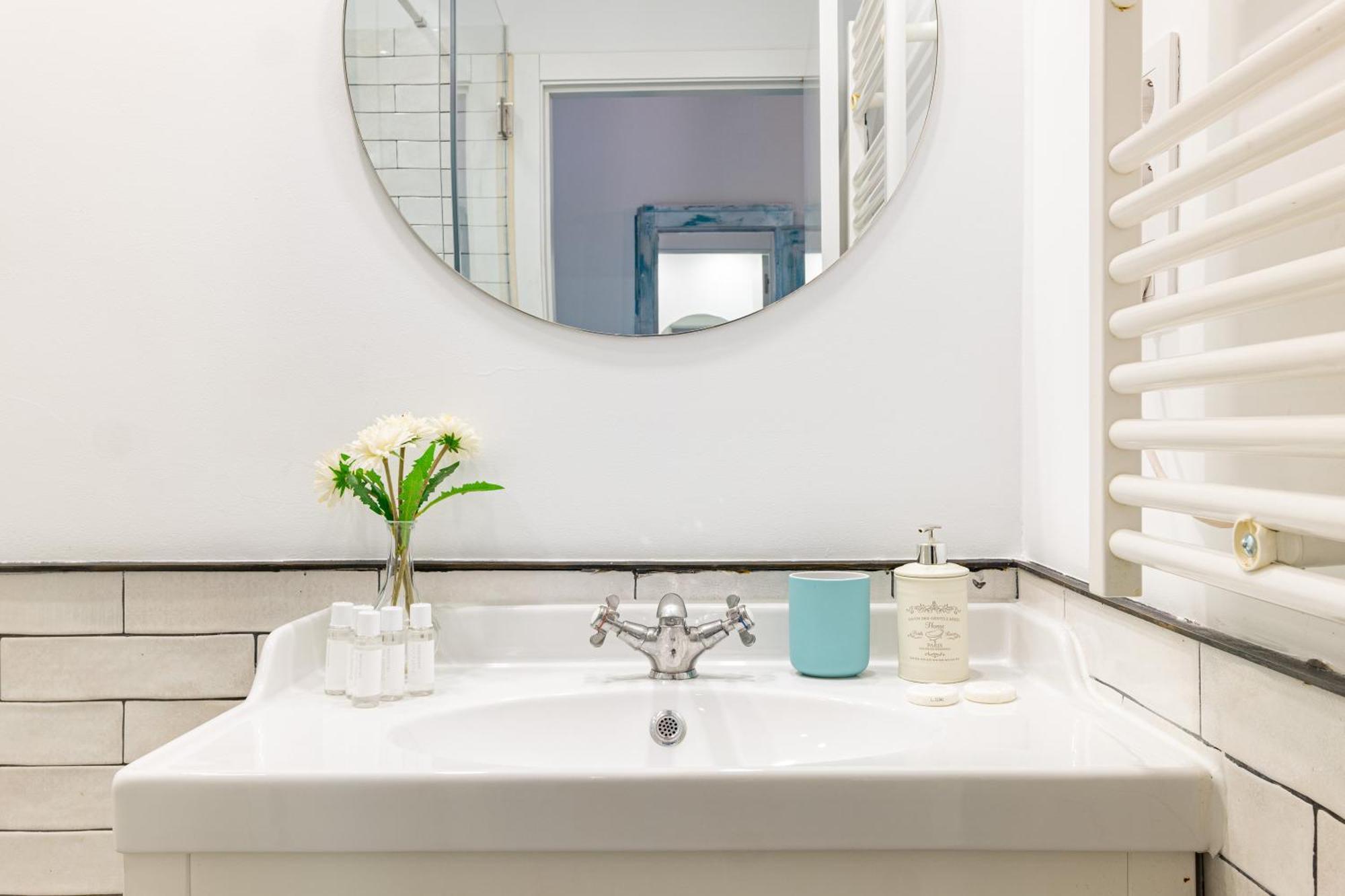 מדריד Vintage Apartment Near Puerta Del Sol מראה חיצוני תמונה
